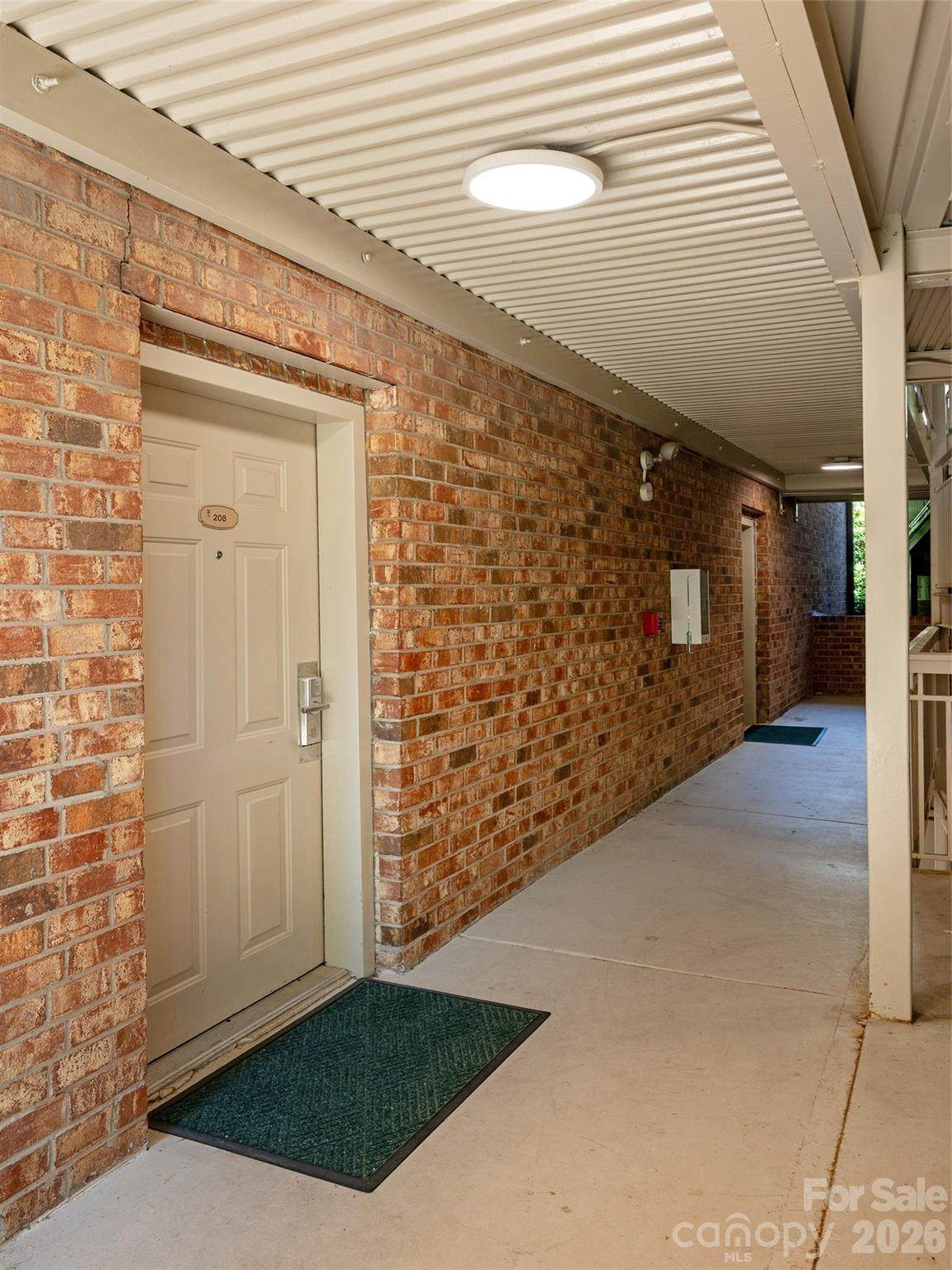 https://bt-photos.global.ssl.fastly.net/cmls/1280_boomver_1_4399478-1.jpg