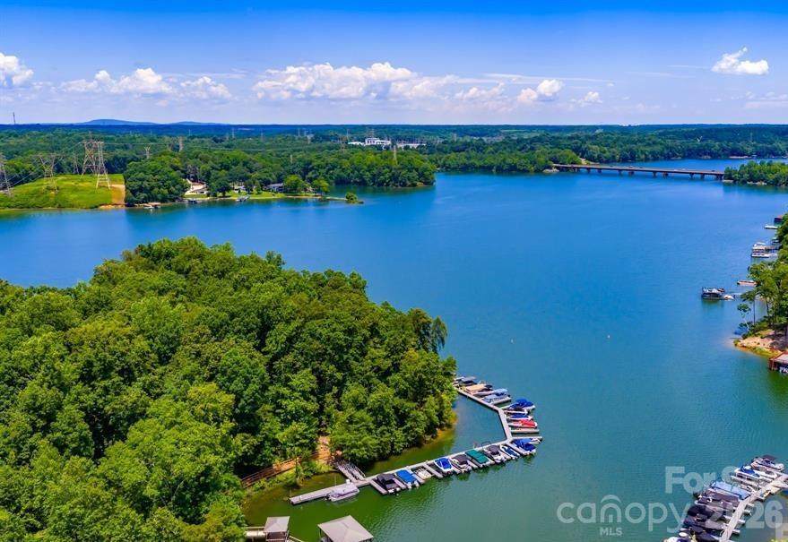 2125 Mt Isle Harbor Drive - Photo 1
