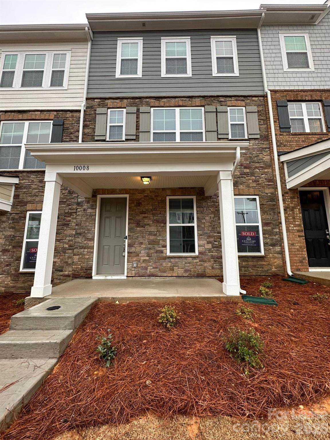 10008 Hemmingway Place - Photo 1