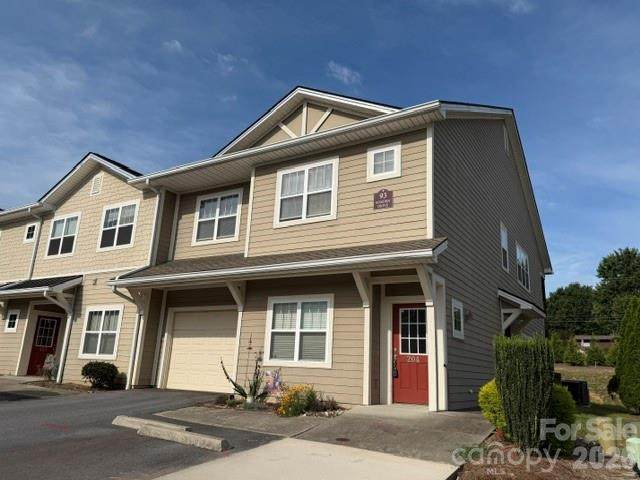 93 Foxden Drive - Photo 1