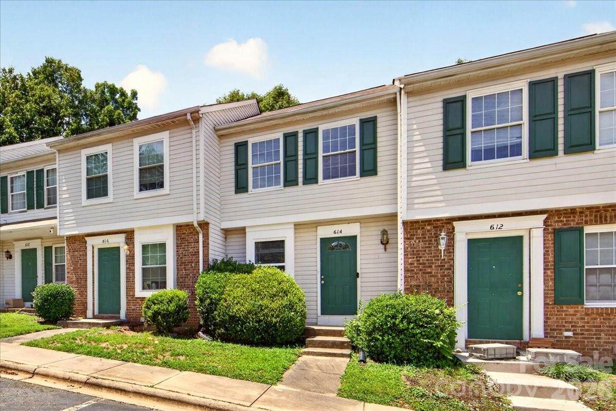 614 Lex Drive - Photo 1