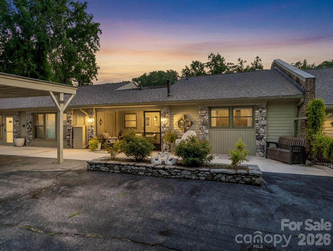 251 Carolina Drive - Photo 1