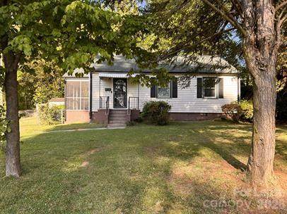 1513 Noel Place - Photo 1