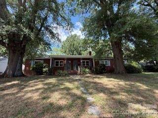 213 Glenwood Drive - Photo 1