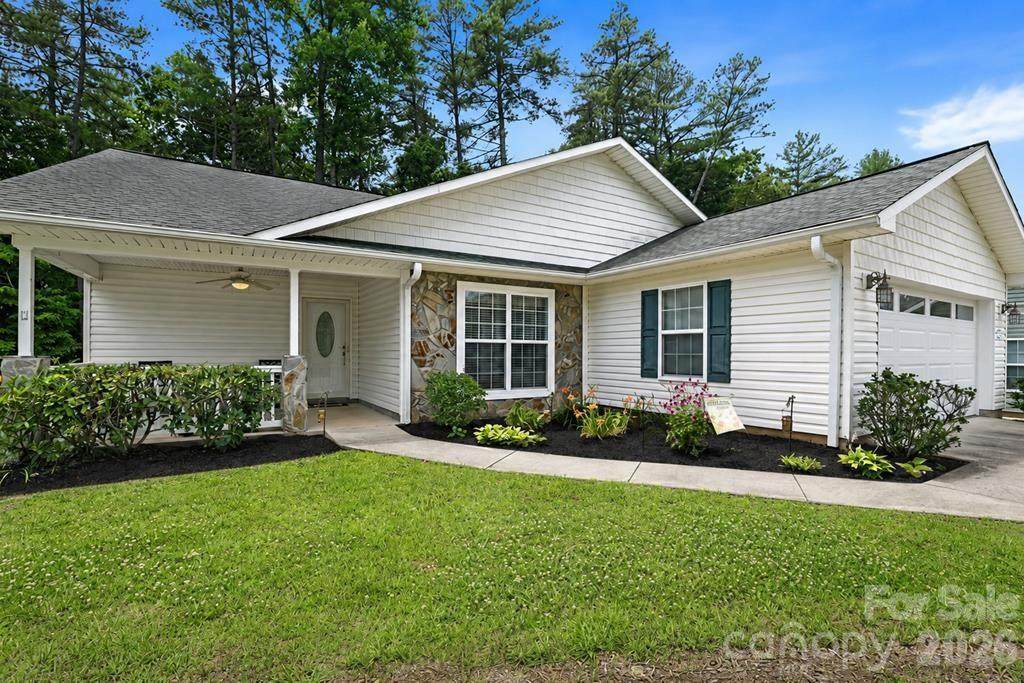 17 Coventry Circle - Photo 1