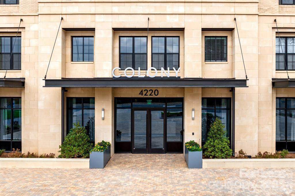 4220 Colony Plaza Drive - Photo 1