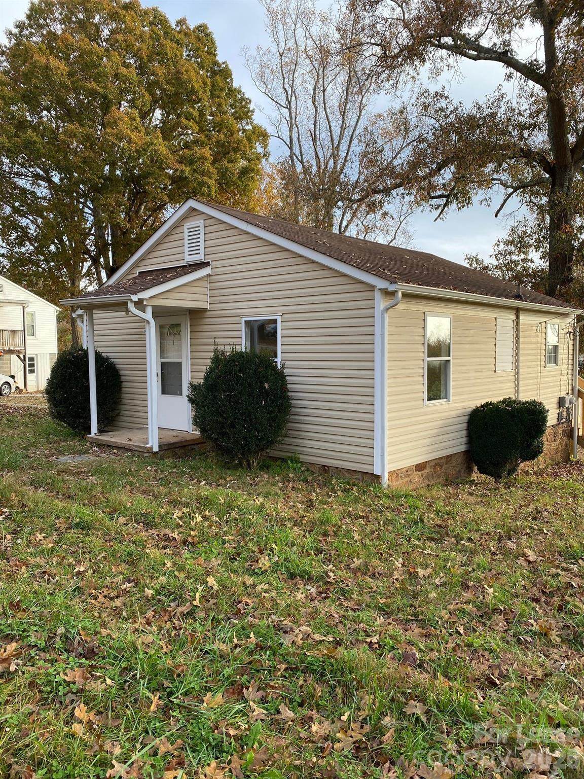 1947 Stamey Road - Photo 1