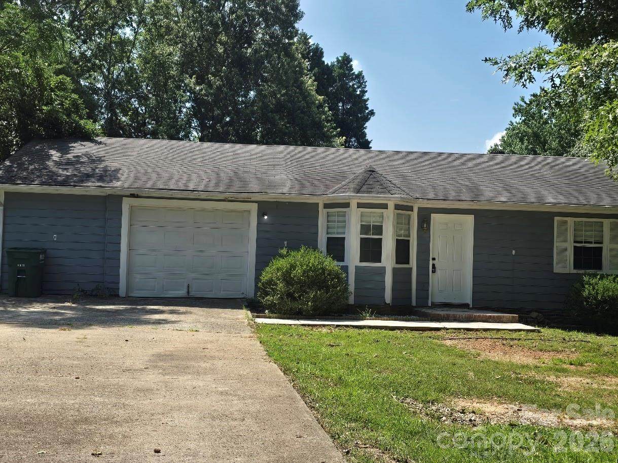 2601 Briar Trail Court - Photo 1