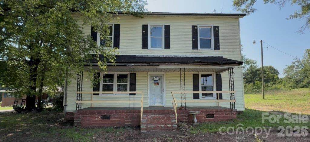 614 Saluda Road - Photo 1
