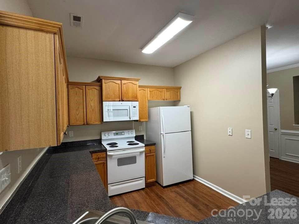 https://bt-photos.global.ssl.fastly.net/cmls/orig_boomver_1_4410712-1.jpg