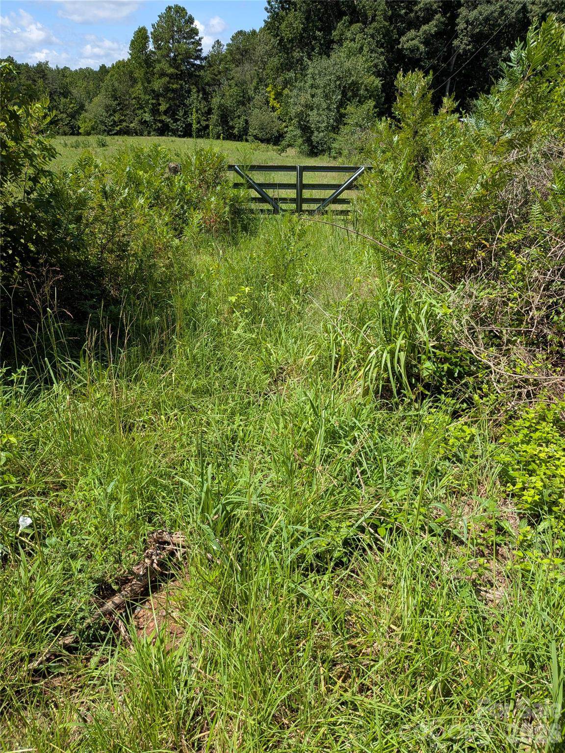 https://bt-photos.global.ssl.fastly.net/cmls/orig_boomver_1_4411412-1.jpg