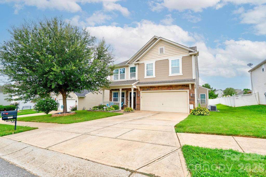 3219 Pikes Peak Drive - Photo 1