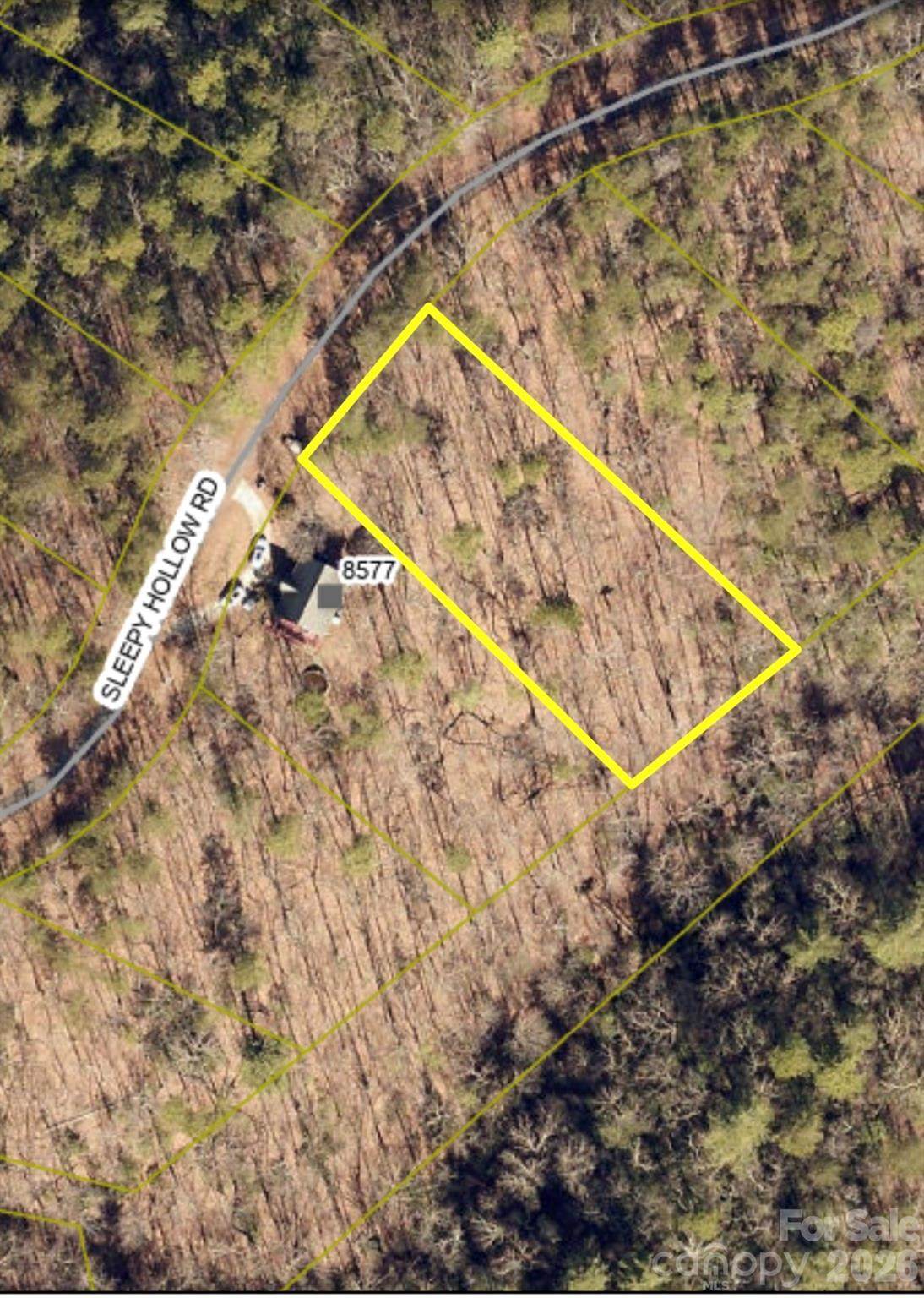 8565 Sleepy Hollow Road - Photo 1