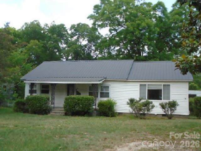512 Vance Street - Photo 1