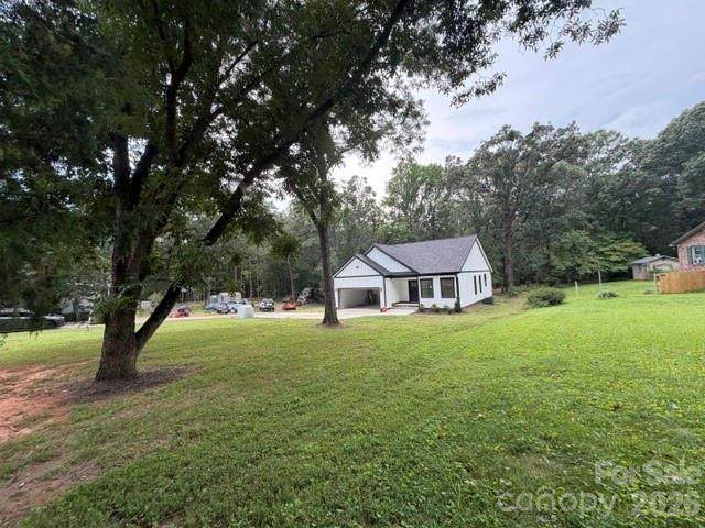 651 Bishs Way - Photo 1