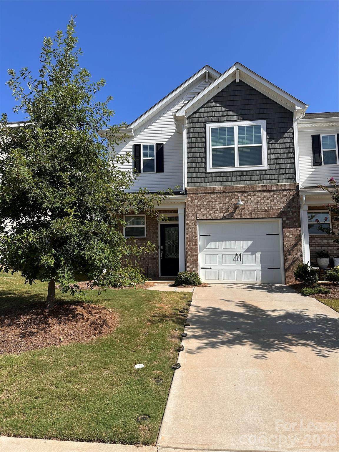 12828 Canton Side Avenue - Photo 1
