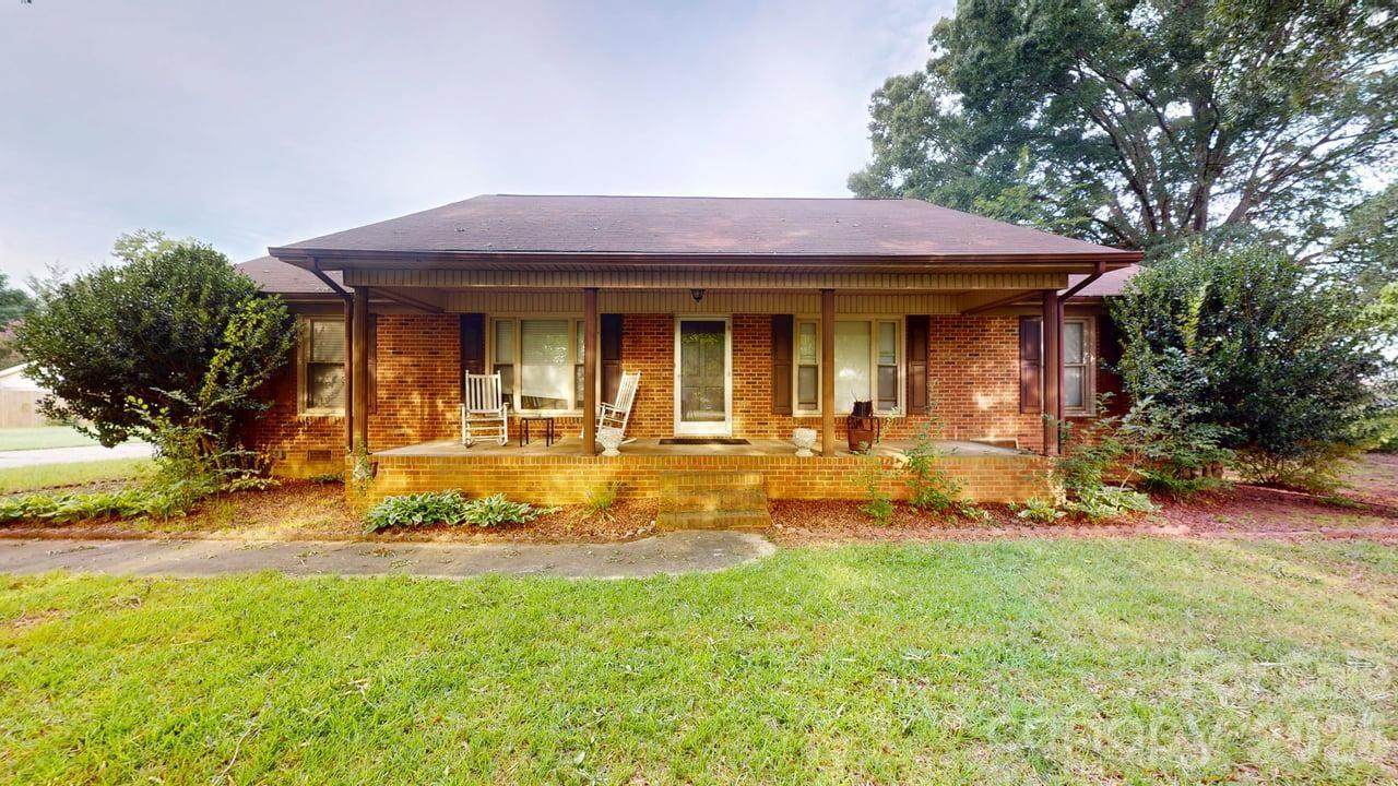 2605 Kimberly Drive - Photo 1