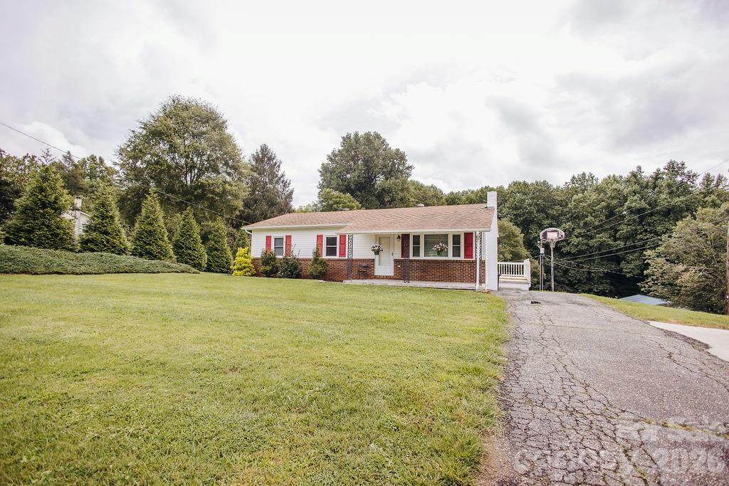 1559 Zion Hill Road - Photo 1