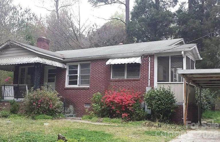 123 Larchwood Drive - Photo 1