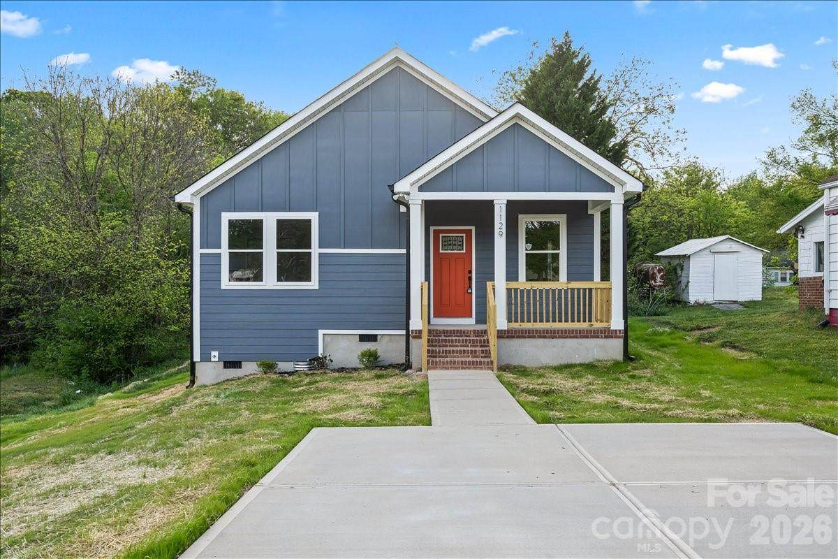 1129 3rd Street - Photo 1