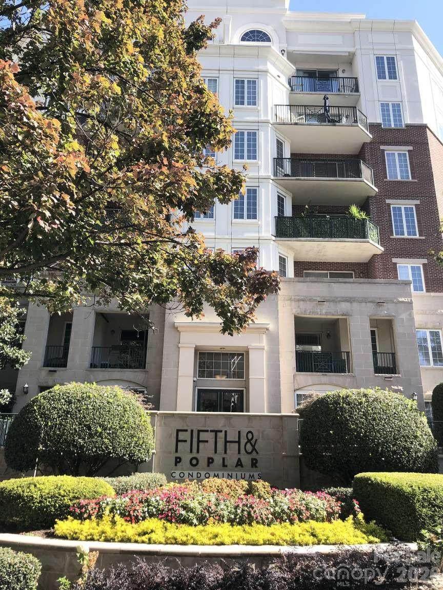 300 5th Street - Photo 1