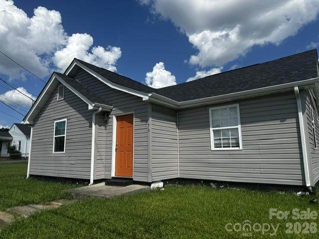 910 Linwood Road - Photo 1