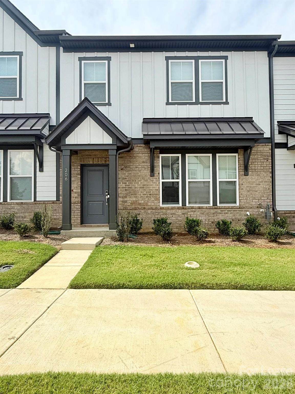 206 Silver Fleet Drive - Photo 1