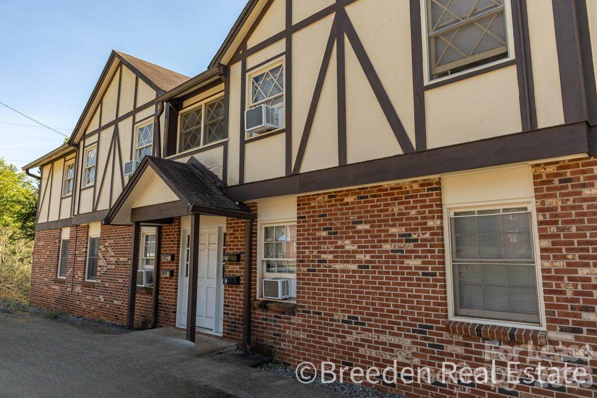 215 Anderson Street - Photo 1