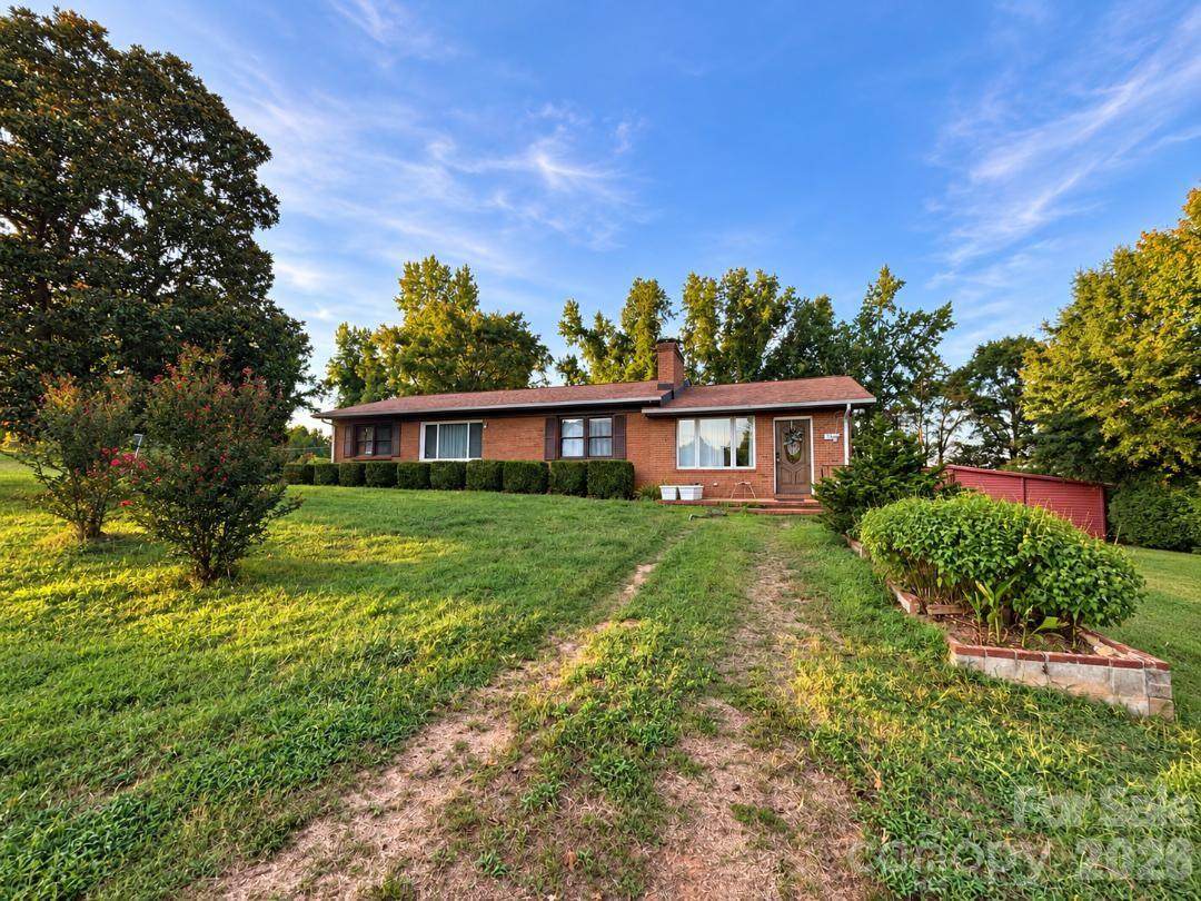 193 Bevis Lane - Photo 1