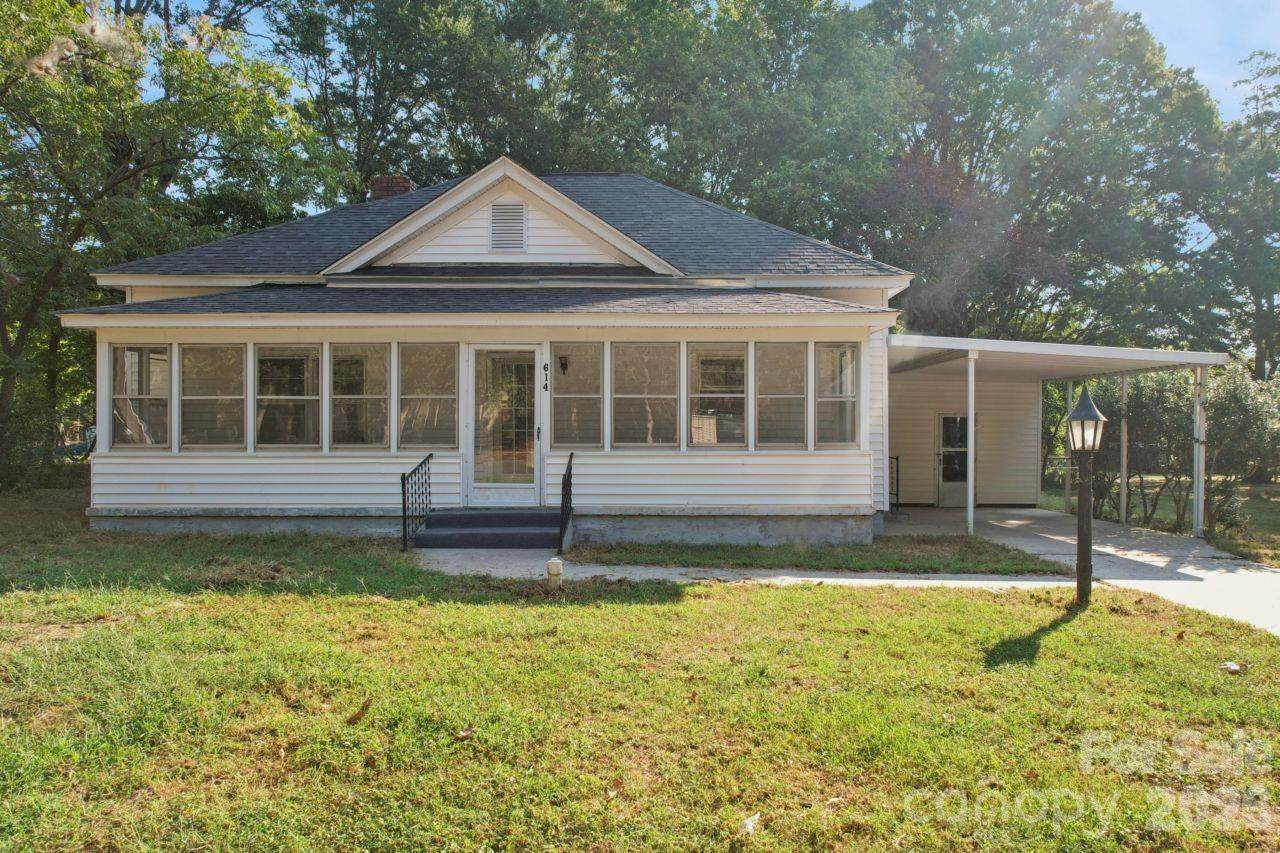 614 Hasty Street - Photo 1