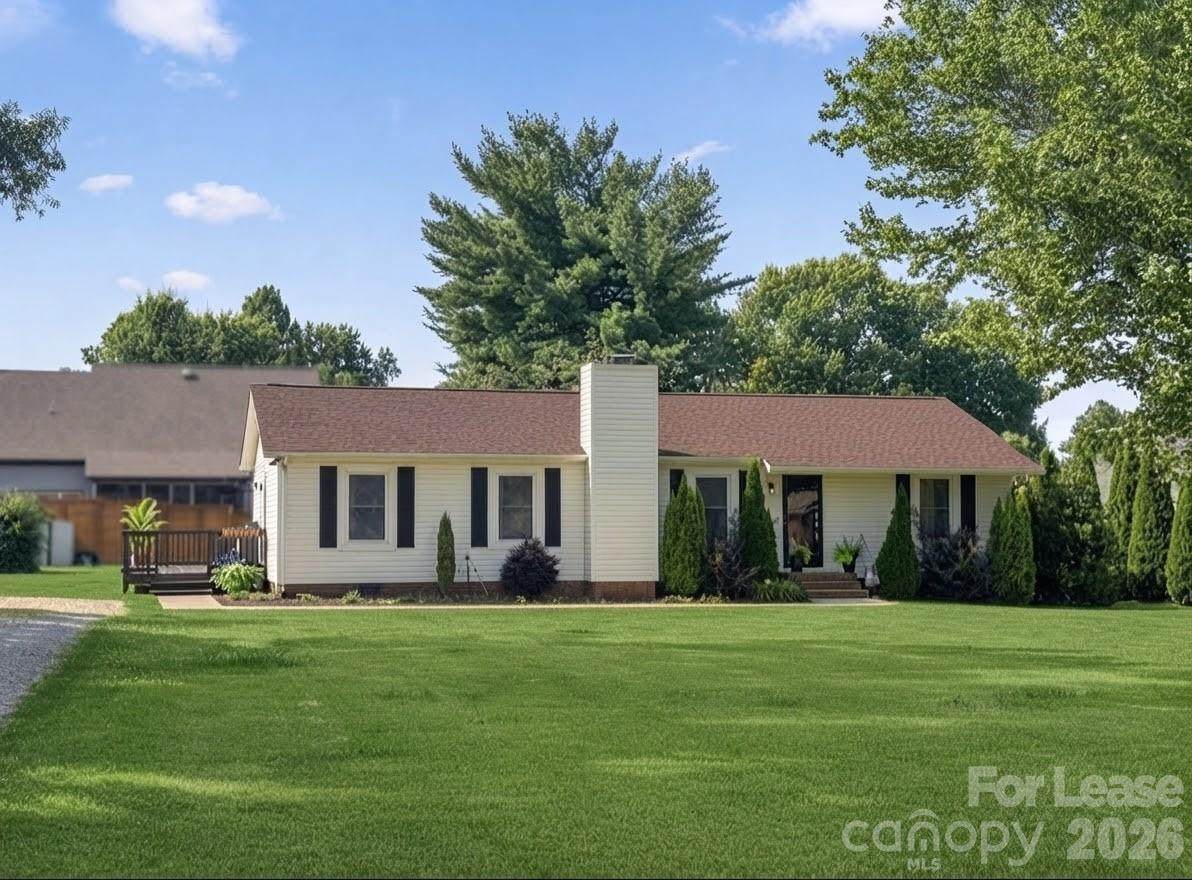 708 Langtree Road - Photo 1