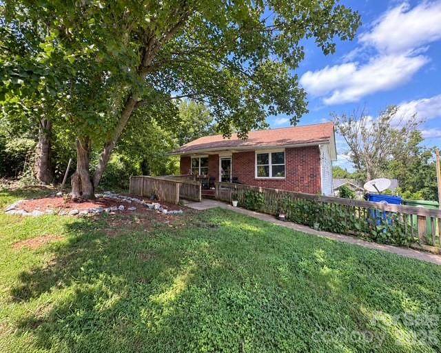 131 Wyatt Street - Photo 1
