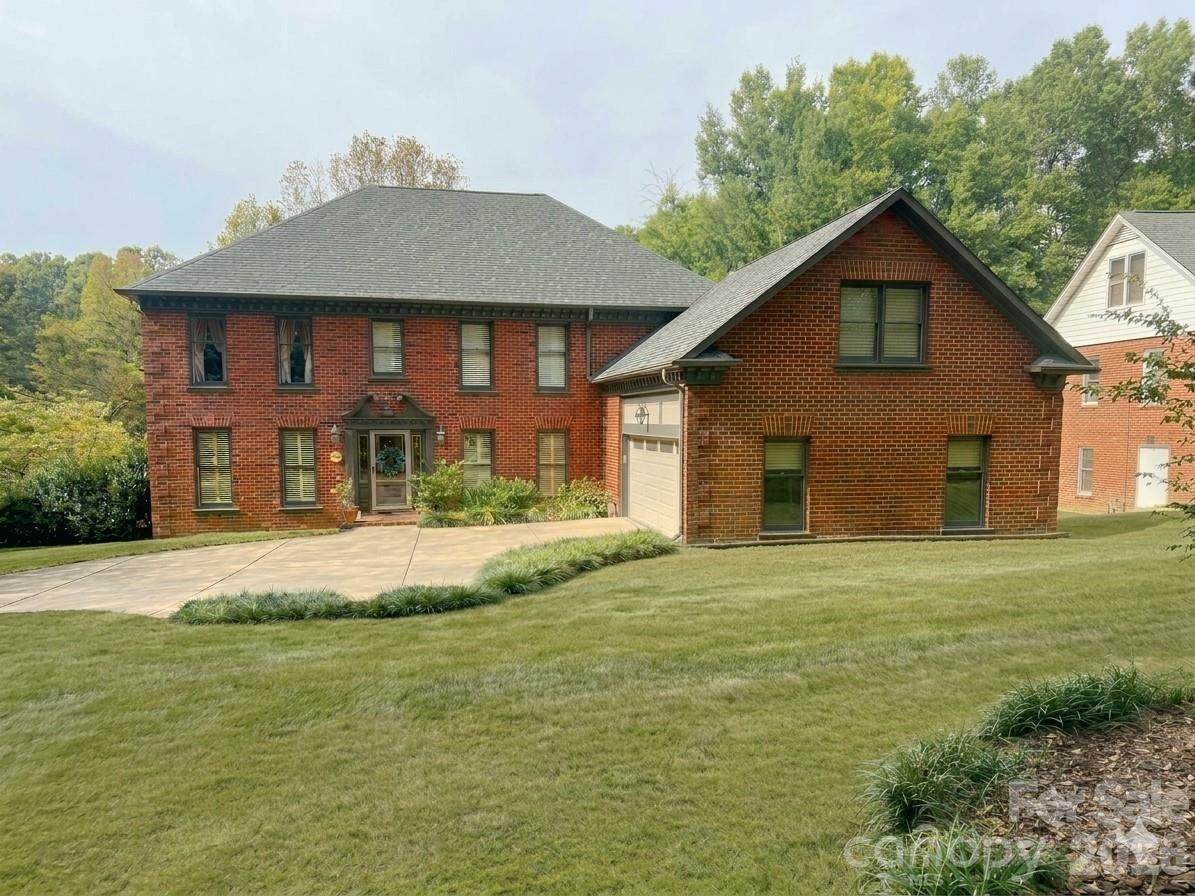 4843 Lindstrom Drive - Photo 1