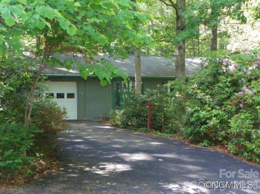 173 Pinecrest Drive - Photo 1