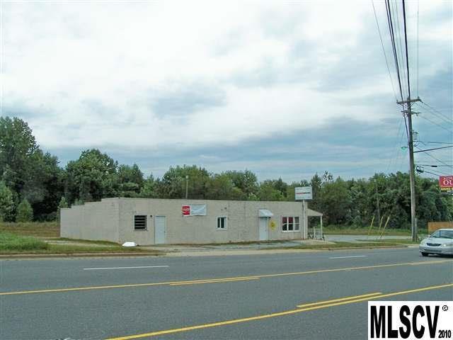 1362 Blowing Rock Boulevard - Photo 1