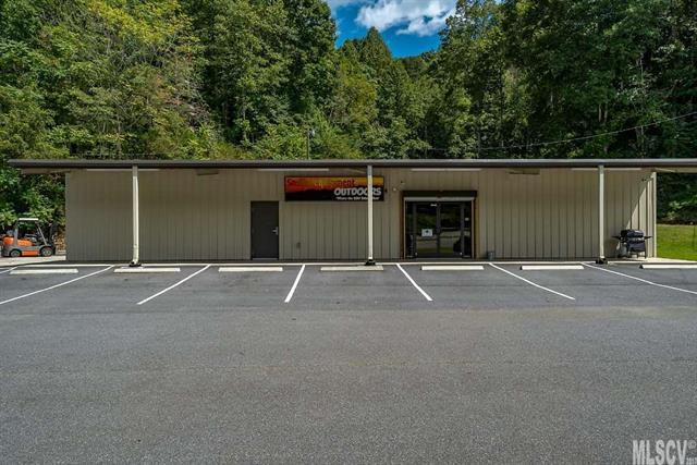 2280 Blowing Rock Boulevard - Photo 1
