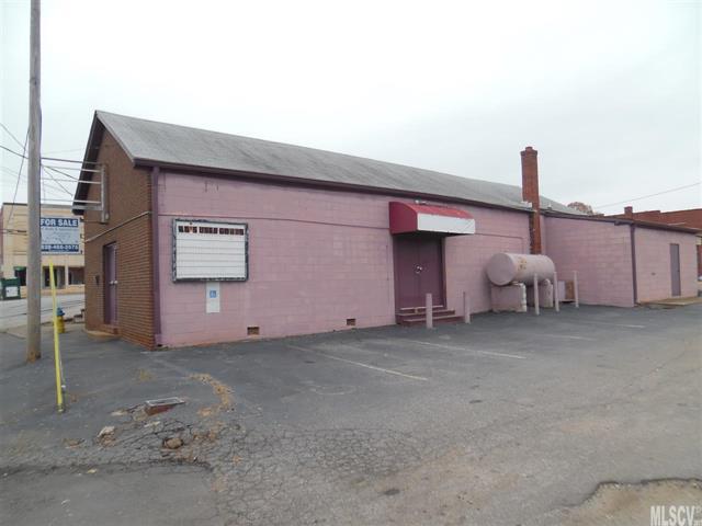 18 11TH Street - Photo 1