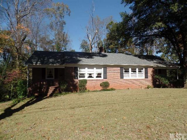 618 9TH Street - Photo 1
