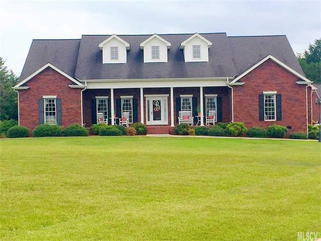 183 Robert Drive - Photo 1
