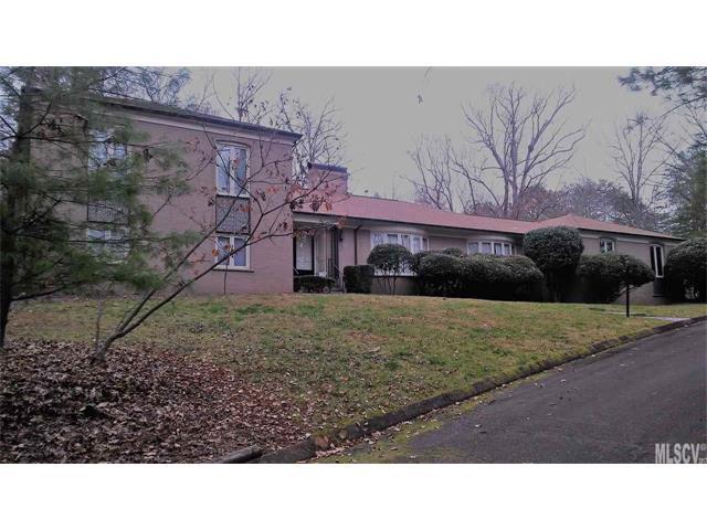 704 Campbell Avenue - Photo 1