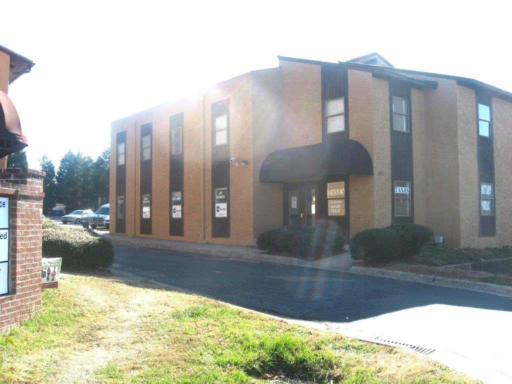 3127 Eastway Drive - Photo 1