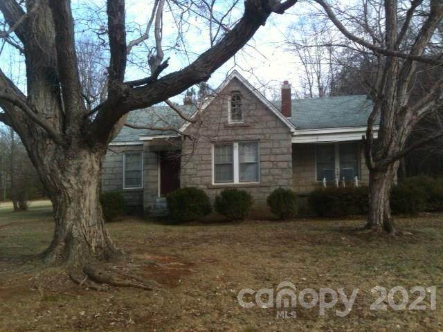 940 Salisbury Avenue - Photo 1