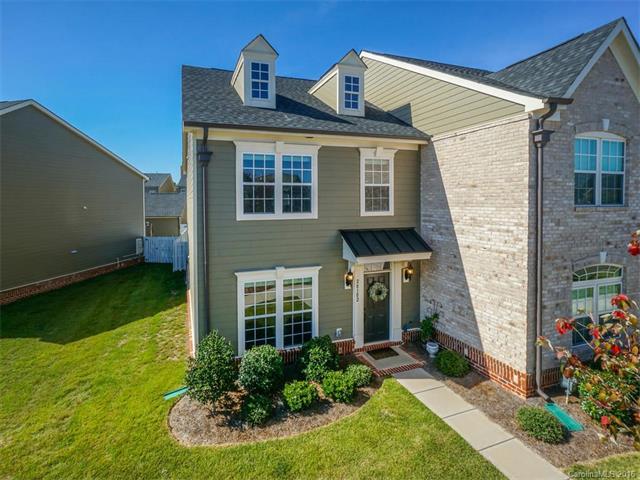 20102 Lamp Lighters Way #428, Cornelius, NC 28031 (#3168031) :: Rinehart Realty
