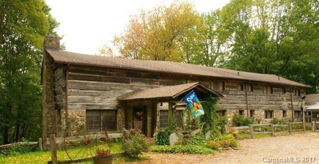 323 Smokey Shadows Lane - Photo 1