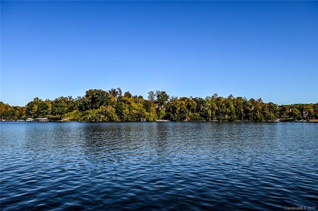 976 Astoria Parkway - Photo 1