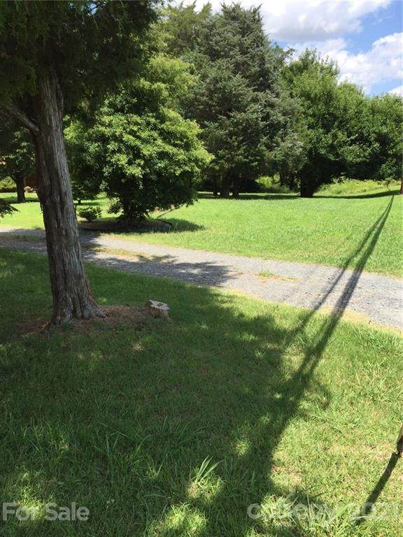 13500 Tryon Street - Photo 1