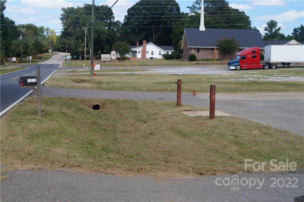 1795 Harris Road - Photo 1
