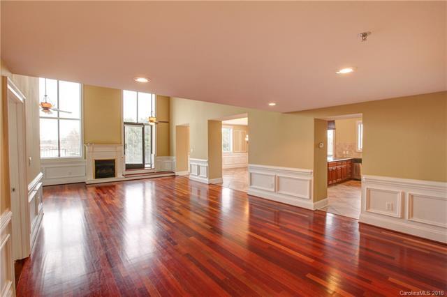 581 Catawba Street - Photo 1