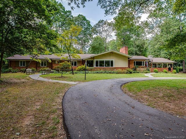 1031 Huntington Park Drive - Photo 1