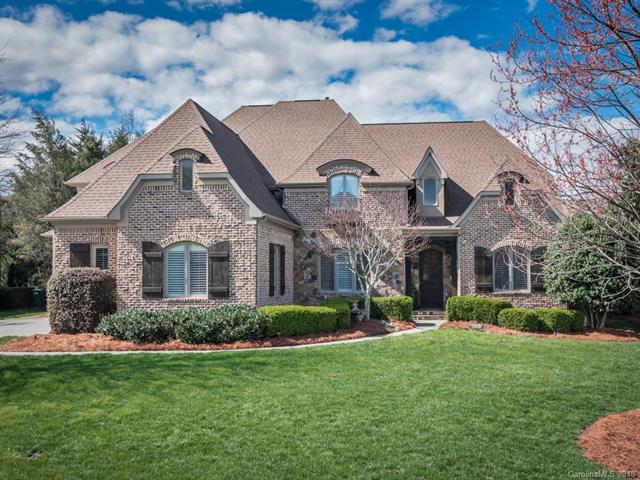 210 Glenmoor Drive - Photo 1